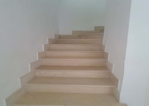Duplex à vendre à Cité Sahafa Ariana - Bien immobilier à {"id":1,"country_id":219,"name":"ARIANA","slug":"ariana"} - Agence Immobilière immo\'in