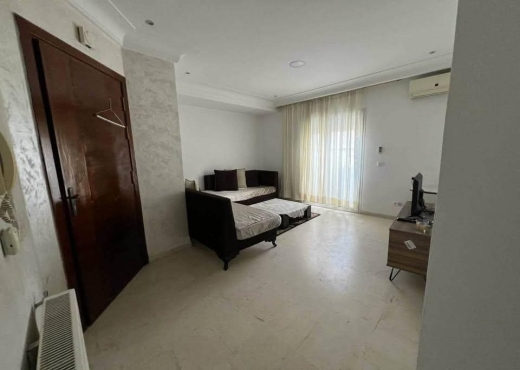 À Vendre Appart S+1 Aouina – Cité El Wahat - Bien immobilier à {"id":23,"country_id":219,"name":"TUNIS","slug":"tunis"} - Image 3 - Agence Immobilière Maison Plus Elite